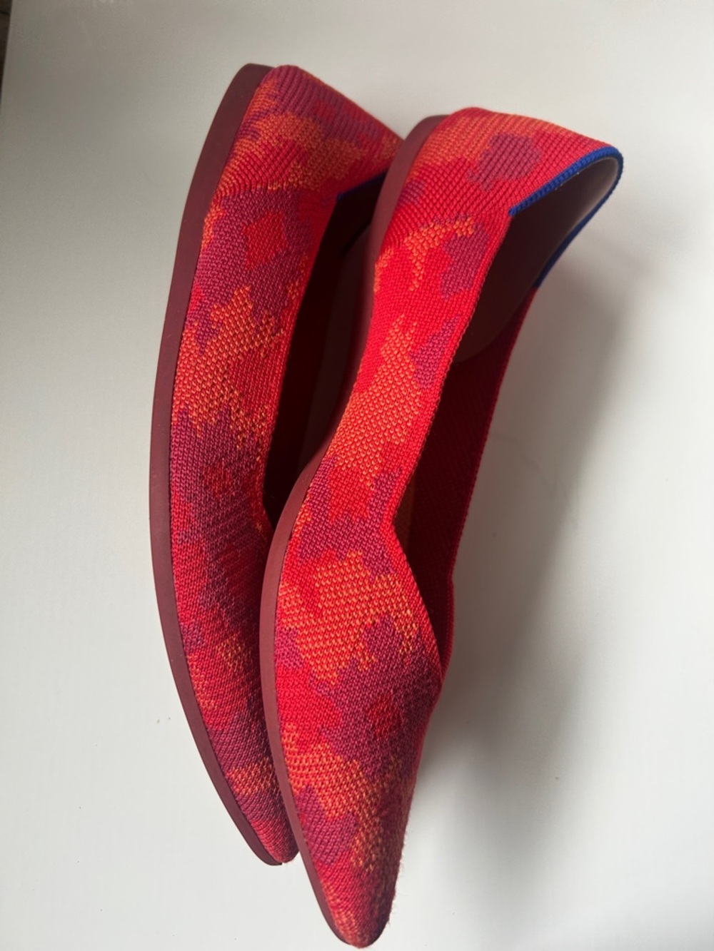 Rothy’s Point. Red Botanicamo. Retired. size 10 - Picture 2 of 5